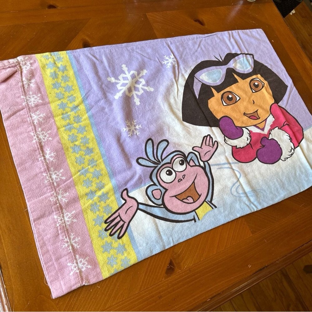 Vintage Nickelodeon Dora the Explorer Winter-Themed Skiing Pillowcase